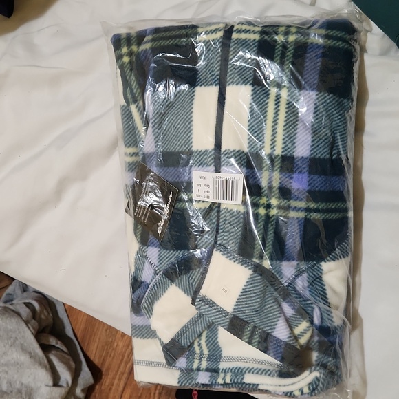 Eddie Bauer Women's 1/4 Zip Fleece - Picture 3 of 5